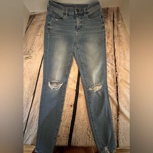 American Eagle Outfitters Light Blue Ripped Skinny Jeans